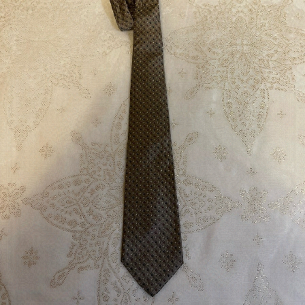 CHRISTIAN DIOR 💯 silk necktie in gray, blue and red
